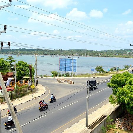 Holiday Villa Trincomalee Εξωτερικό φωτογραφία