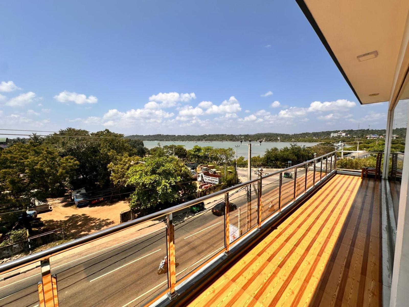 Holiday Villa Trincomalee Εξωτερικό φωτογραφία