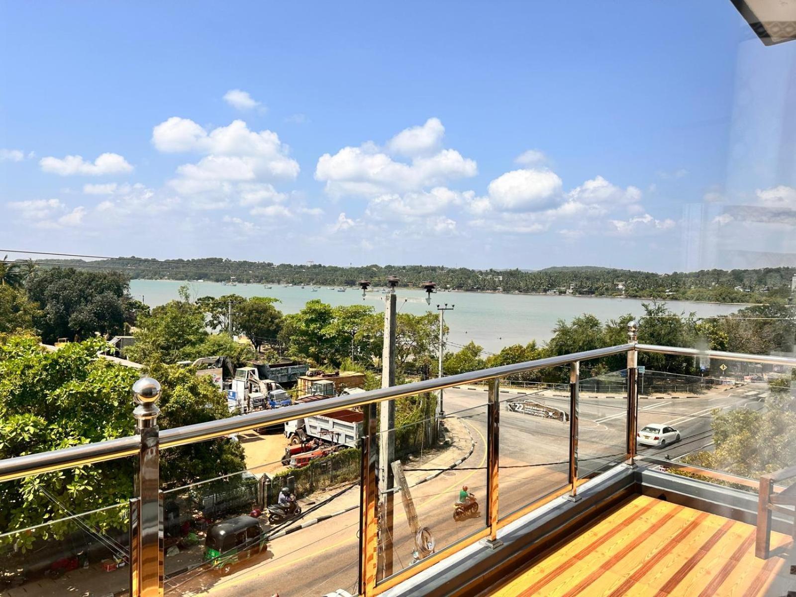 Holiday Villa Trincomalee Εξωτερικό φωτογραφία