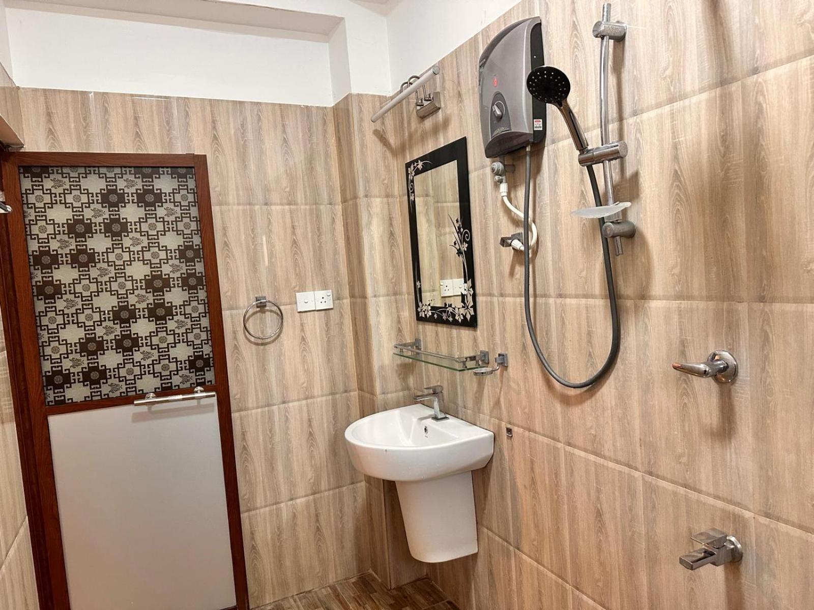Holiday Villa Trincomalee Εξωτερικό φωτογραφία