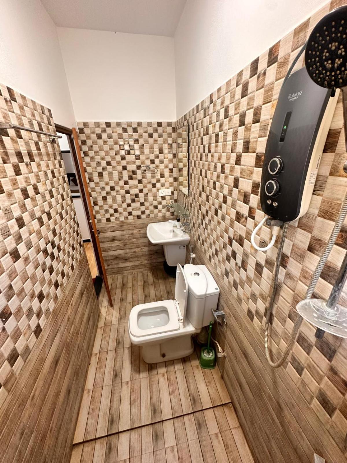 Holiday Villa Trincomalee Εξωτερικό φωτογραφία