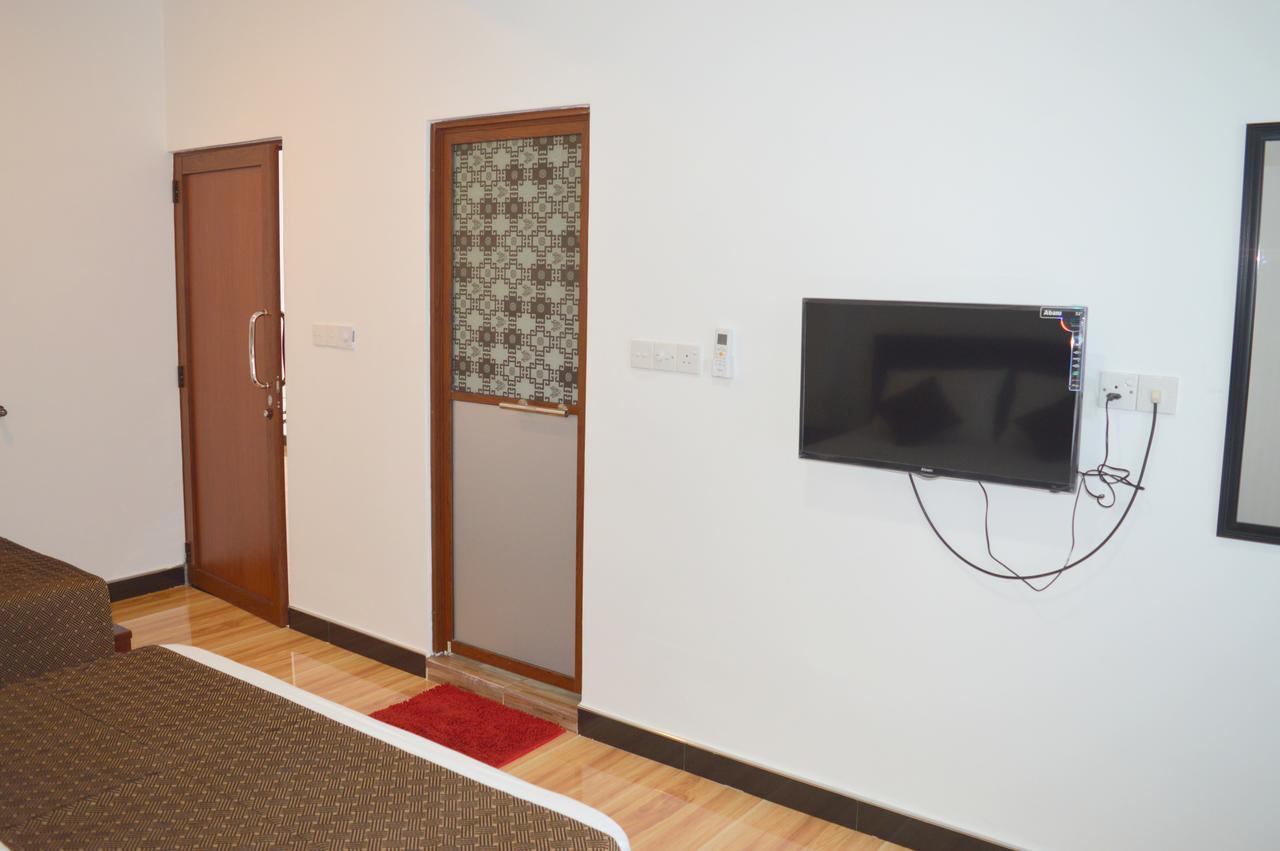 Holiday Villa Trincomalee Εξωτερικό φωτογραφία